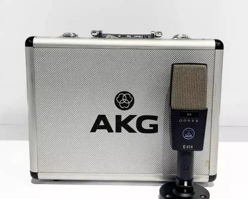 AKG - C414 XLS - 9 Pattern Large Diaphragm Condenser Mic 2
